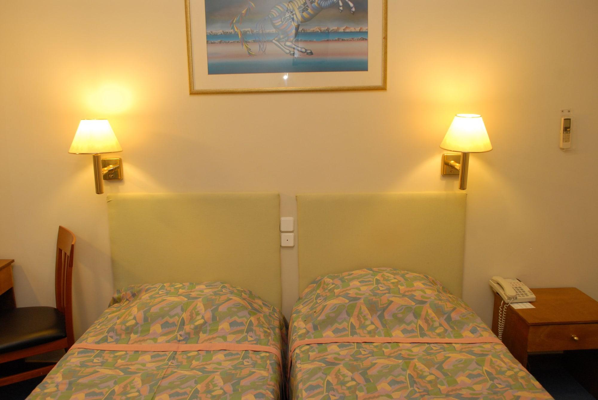 Karystion Hotel Karystos  Buitenkant foto