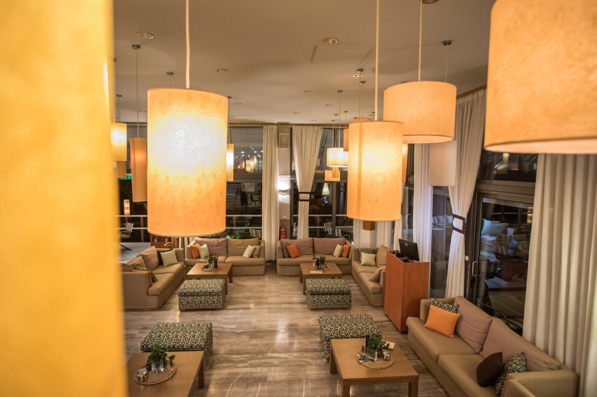 Karystion Hotel Karystos  Buitenkant foto